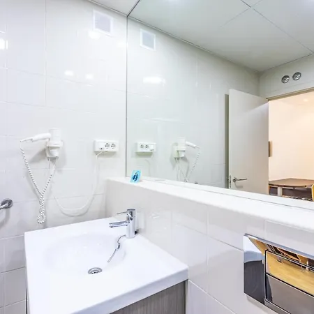 Apartment Residencia Universitaria Resa Erasmo Madrid