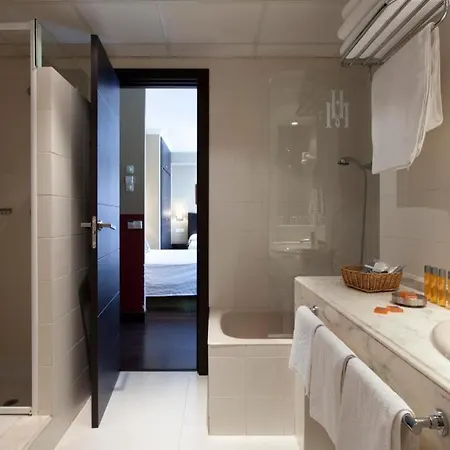 Moderno Puerta Del Sol Otel Madrid