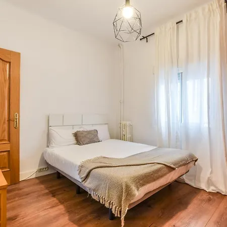 Retiro Viii Apartment *