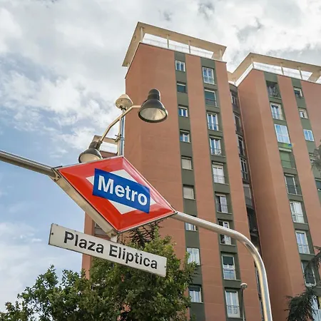 Modern And Bright Plaza Eliptica -magin *