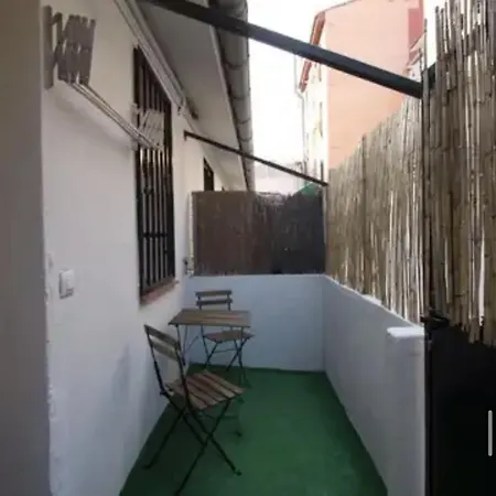 Bonito Estudio Con Terraza Madrid