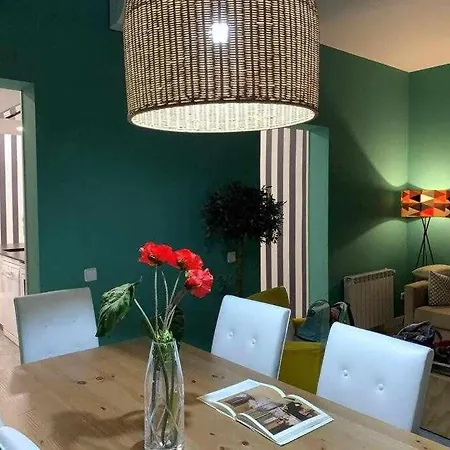 Familiar Centro De Plaza De Espana Apartment *