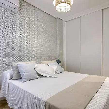 New&beatiful&central Apartment*el Balcon De Chueca * Madrid