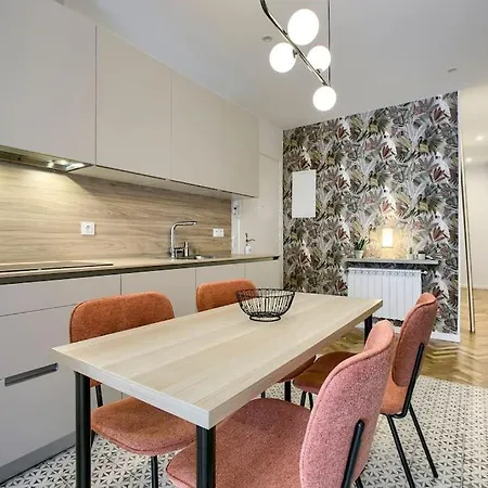 Apartmán New&beatiful&central Apartment*el Balcon De Chueca