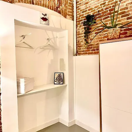 Calle Amparo100 Red Brick Loft For 8 Lavapies 아파트 마드리드