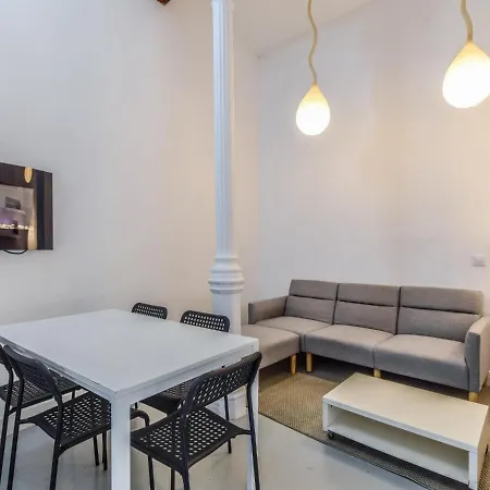 アパート Piso En Lavapies 3 Dormitorios 8 Personas マドリード