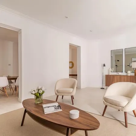 Luminoso Y Amplio Apartamento En Opera مدريد