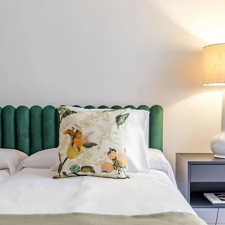 Luminoso Y Amplio Apartamento En Opera شقة