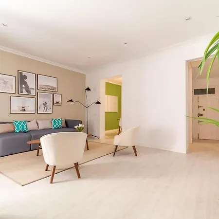 Luminoso Y Amplio Apartamento En Opera شقة مدريد