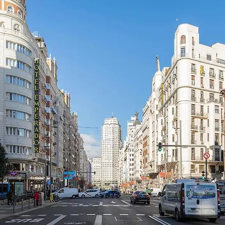 Agradable Estudio 3 Personas / 2 Camas En Gran Via Apartment Madrid