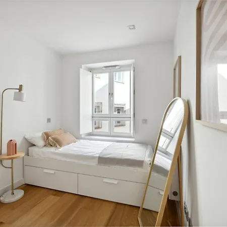 Caterina Leonor Apartment Madrid