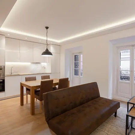 Chamberi I Calle Monteleon 2br 2bh Appartamento Madrid