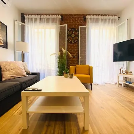 Style & Design Flat In The Center Of Madri