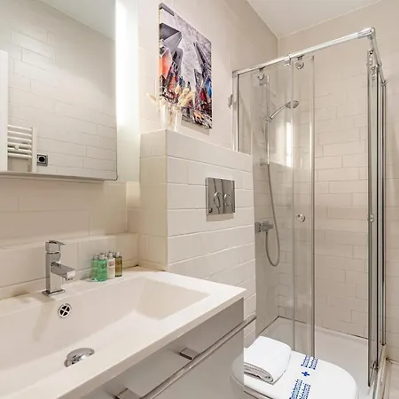 Apartment Minty - Luis Velez De Guevara Madrid