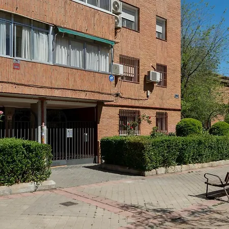 شقة Piso Con Encanto En Canillejas *