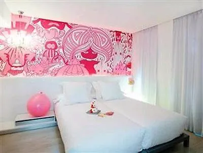 Dormirdcine Hotel