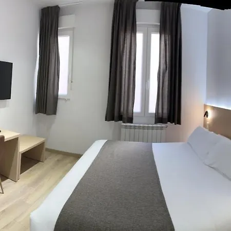 Guest house Sol Square