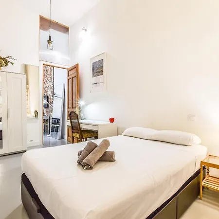Apartamento Rustico En Lavapies Apartmán