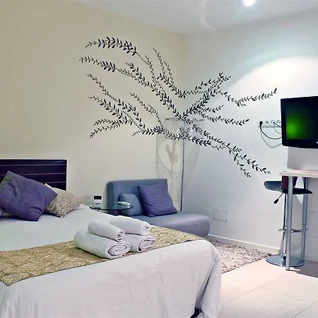 Pensionat Sixrooms Plaza Mayor 4*
