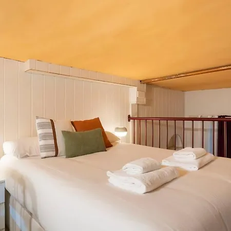 Cosy Interior-studio In Chamberi-traf * Madrid