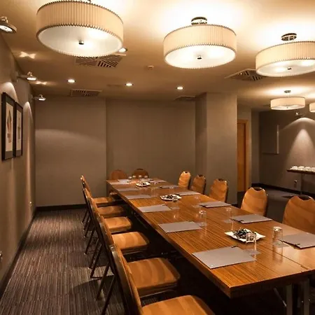 马德里卡尔顿万豪ac酒店 4* 马德里