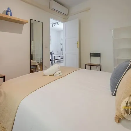 Apartamento Beautiful Apt 7px En La C/santa Ana Centro De