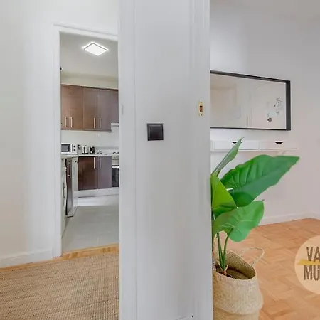 Beautiful Apt 7px En La C/santa Ana Centro De Apartamento