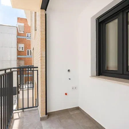Reformado En Vallecas 아파트 *