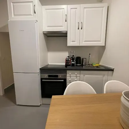 Centrico And Cozy Apt 9pax En Calle San Dimas Apartment Madrid