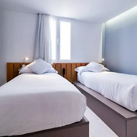 Centro Fuencarral 52 Hotell Madrid