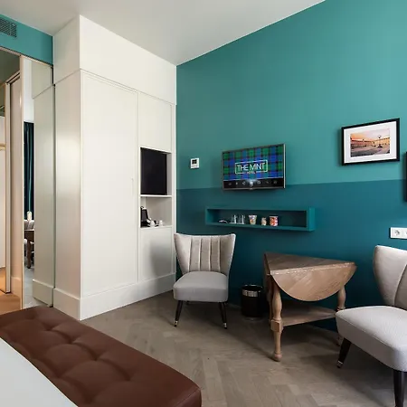 Hotel Vincci The Mint 4*