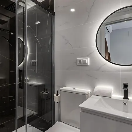 Waou Essence I La Latina Appartement *