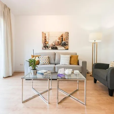 Chamberi Con Jardin B By Regalatemadrid Com Madrid