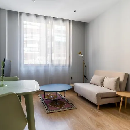Modern Bright -1bedroom 1bath -cuatro Caminos Apartamento *