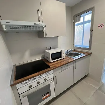 Basic Madrona Pensión