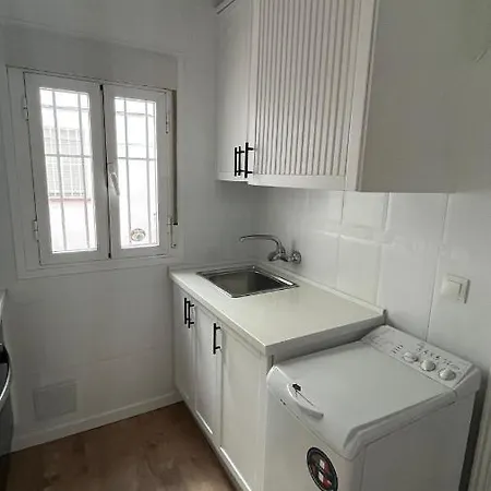 Piso En Valdeacederas Apartamento Madri