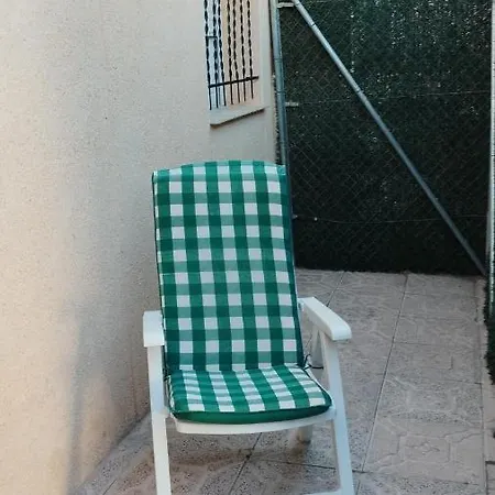 Agradable 2 Appartamento
