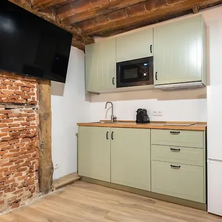 Flat In Lavapies At Street Level S23b * Madrid