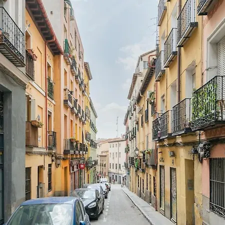 Appartement Flat In Lavapies At Street Level S23b *