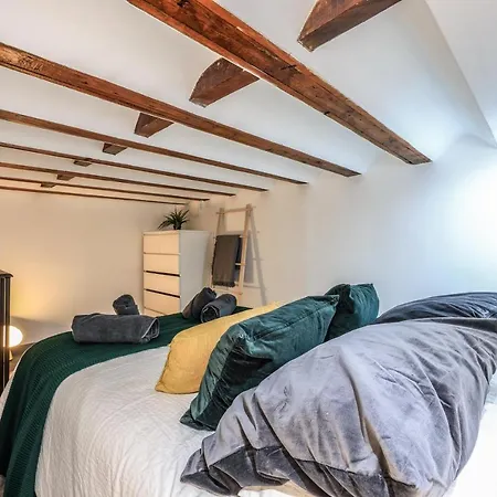 Discover From Our Cozy *