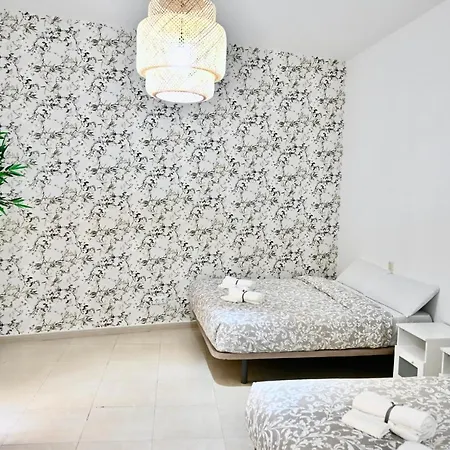 アパート For Centrico Temporal En La Calle Infanta Inf1a マドリード
