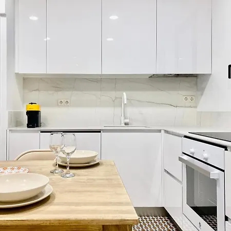 Charming Puerta De Toledo Vii - Apartment *