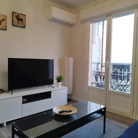 Apartamento Hortaleza Apartment *