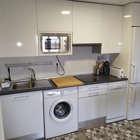 Apartamento Hortaleza Apartment *