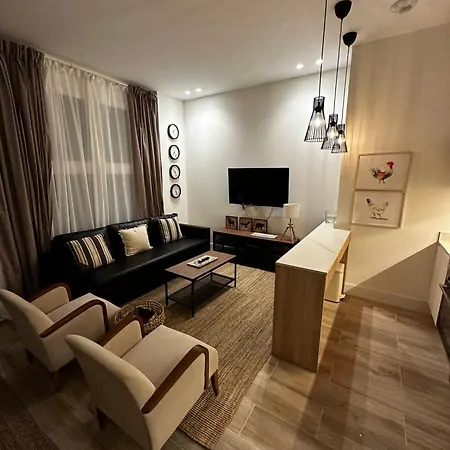Moncloa Apartment *
