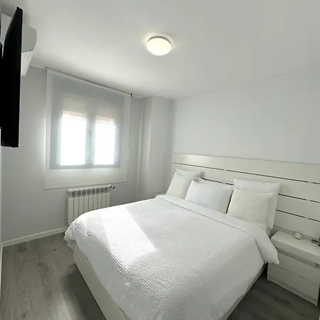 Luxury Apartment *