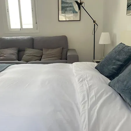 Estudio Con Terraza Ibiza-retiro I Homestay