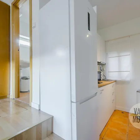 Fabuloso Atico Doble Altura 3pax En Chueca Appartamento *