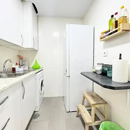 Ile Aina Exterior Nuevo Pena * マドリード