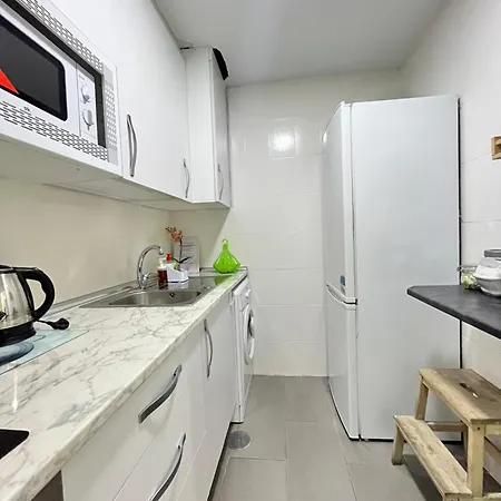 アパート Ile Aina Exterior Nuevo Pena マドリード